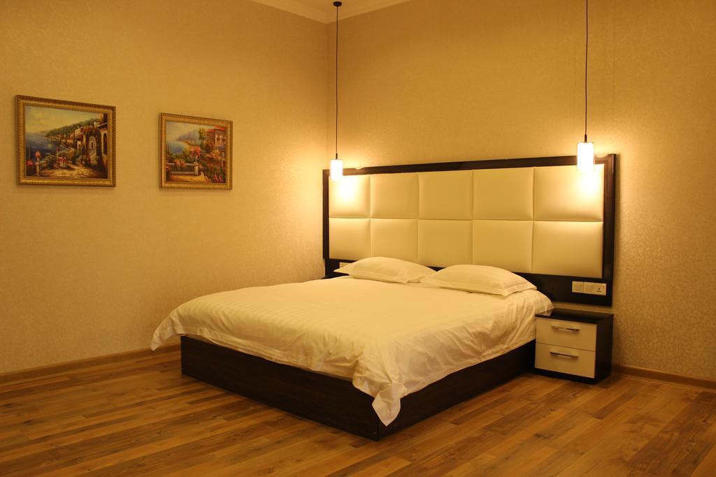 Atlas B&B Hotel Dusjanbe Eksteriør billede